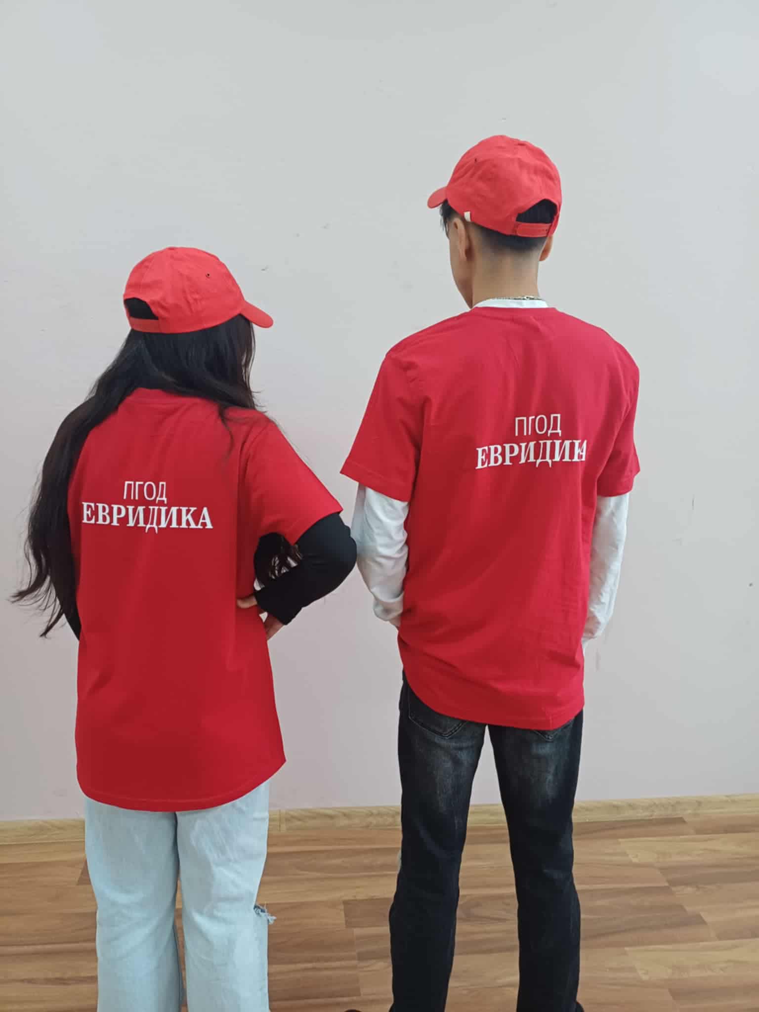 Ученическа униформа 2