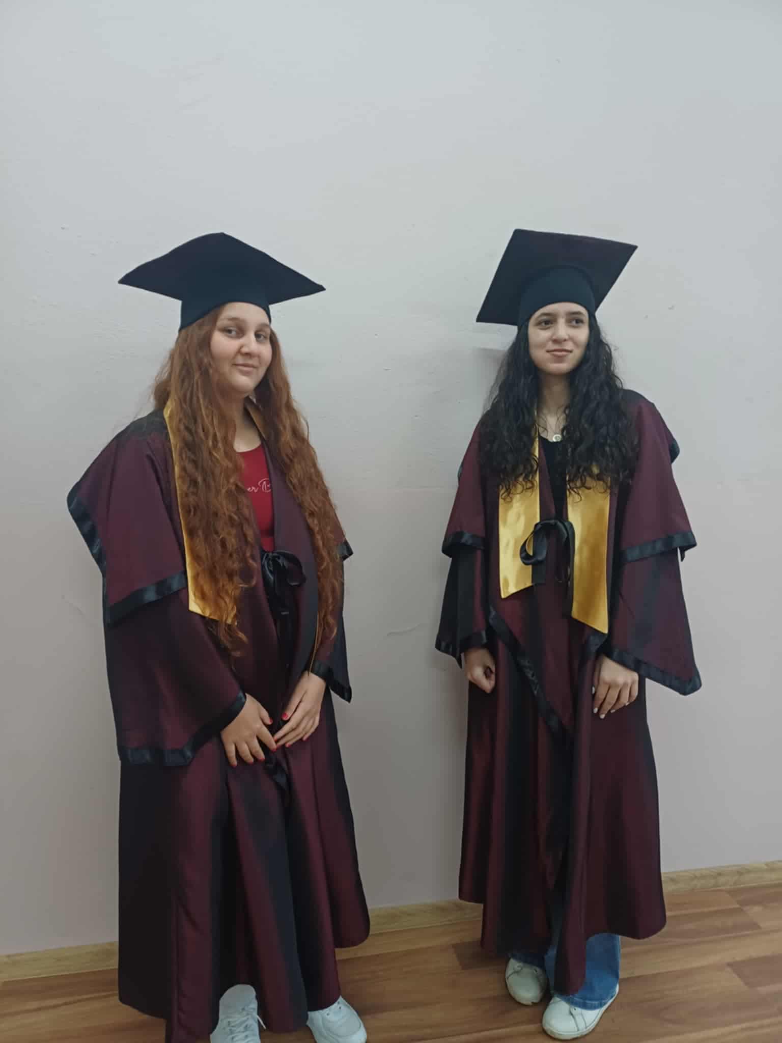 Ученическа униформа 4